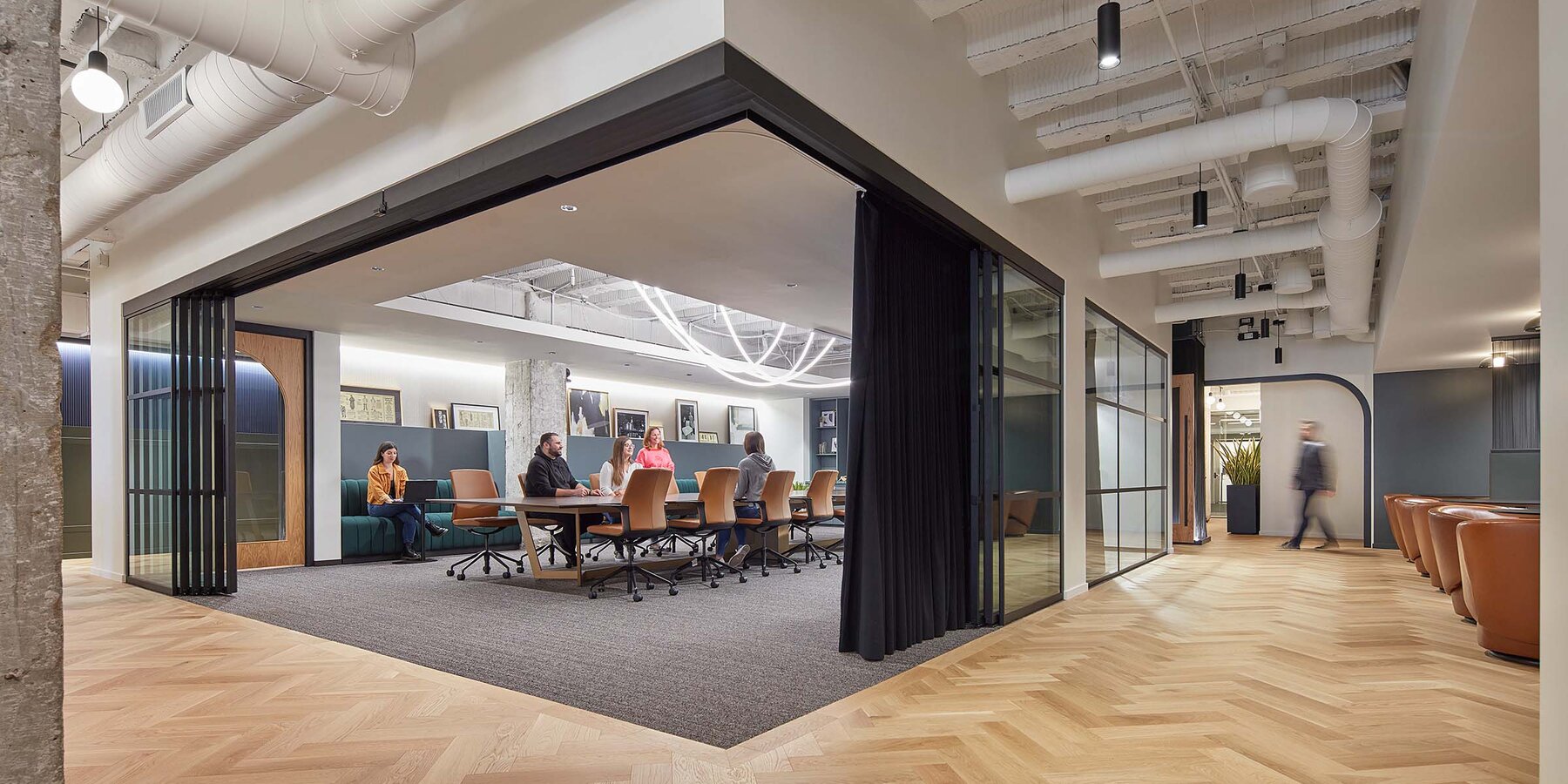 Medline at the Mart_Corporate Interiors