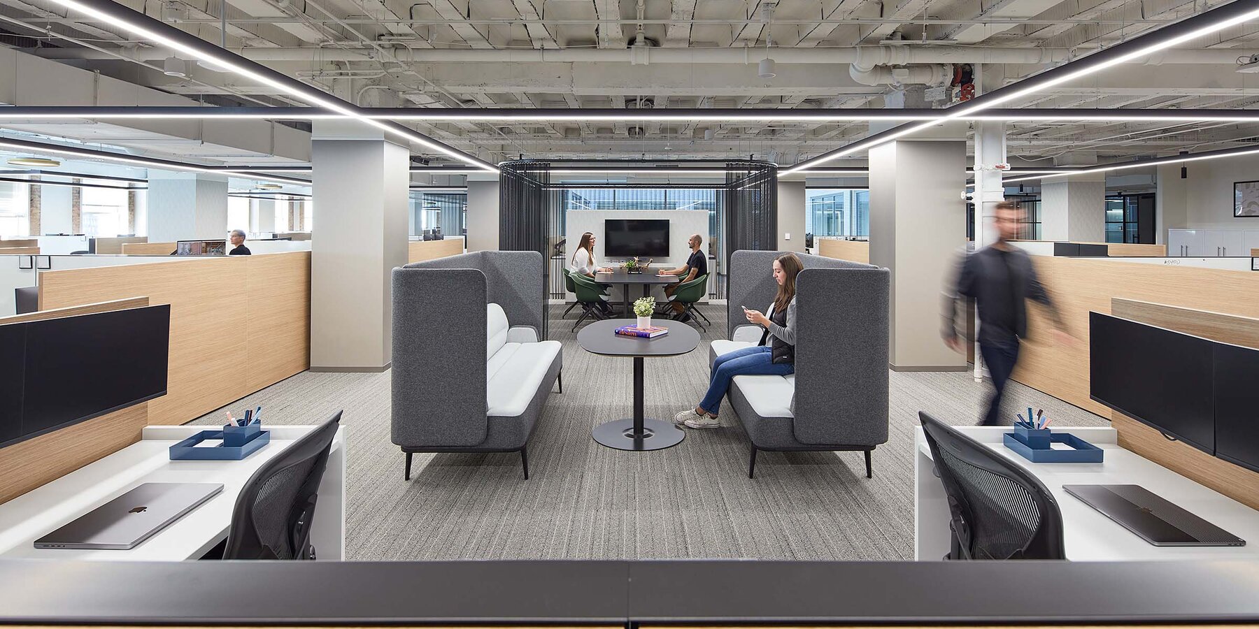 Medline at the Mart_Corporate Interiors