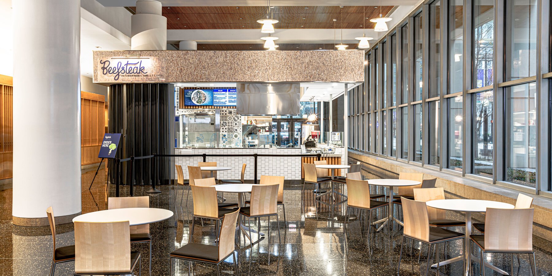 星空娱乐官方和餐饮建设 - 牛排和星空娱乐官方用餐区