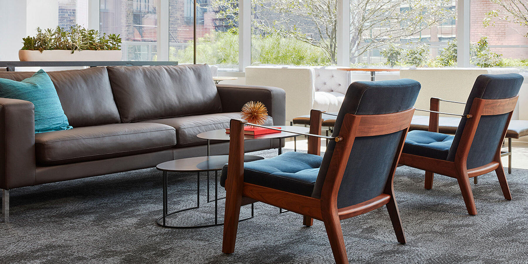 芝加哥 LEED 认证星空官网入口建筑 - 625 W Adams 室内休息空间