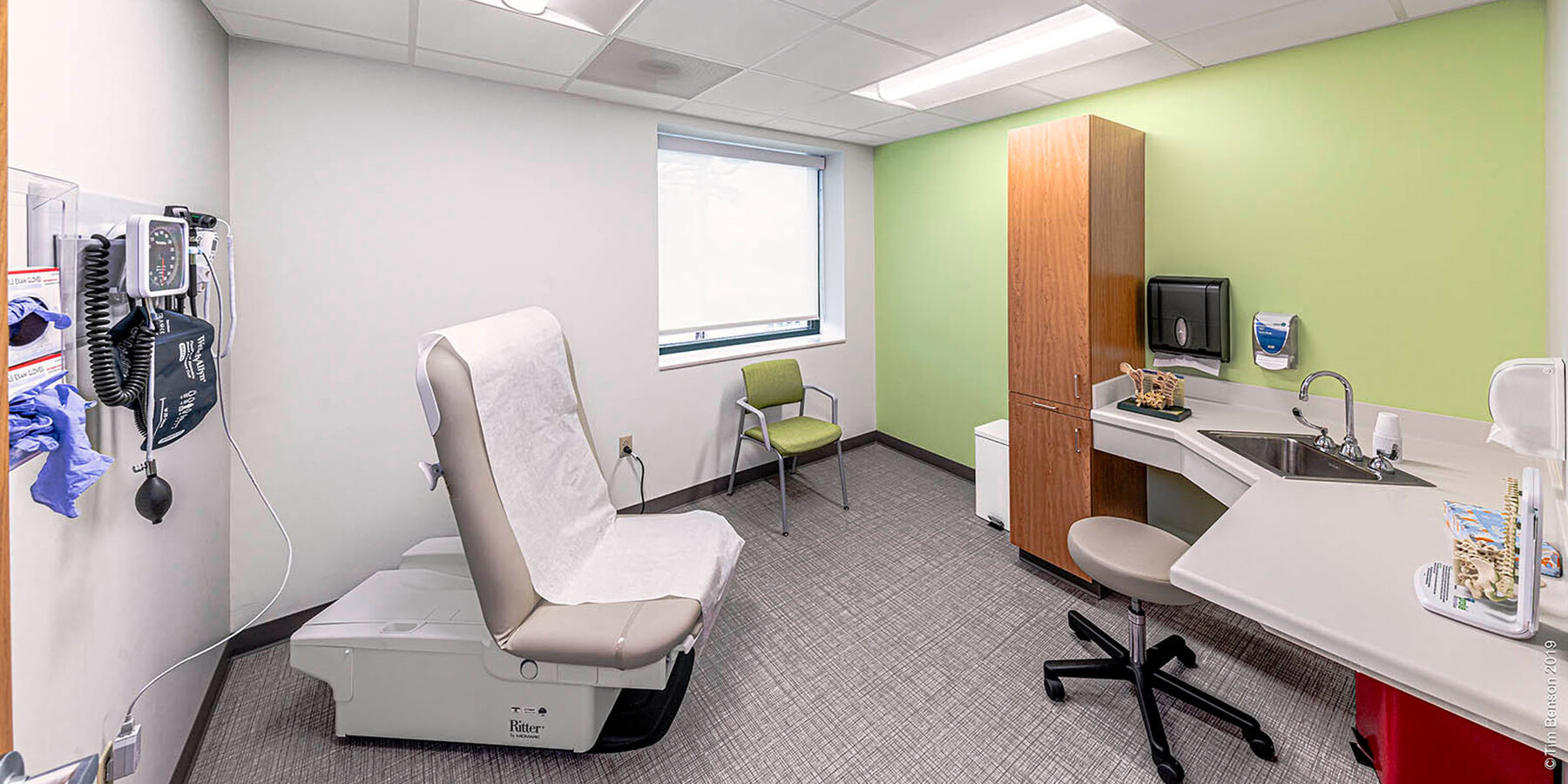 星空娱乐保健和医院建设 - Amita Health 内饰