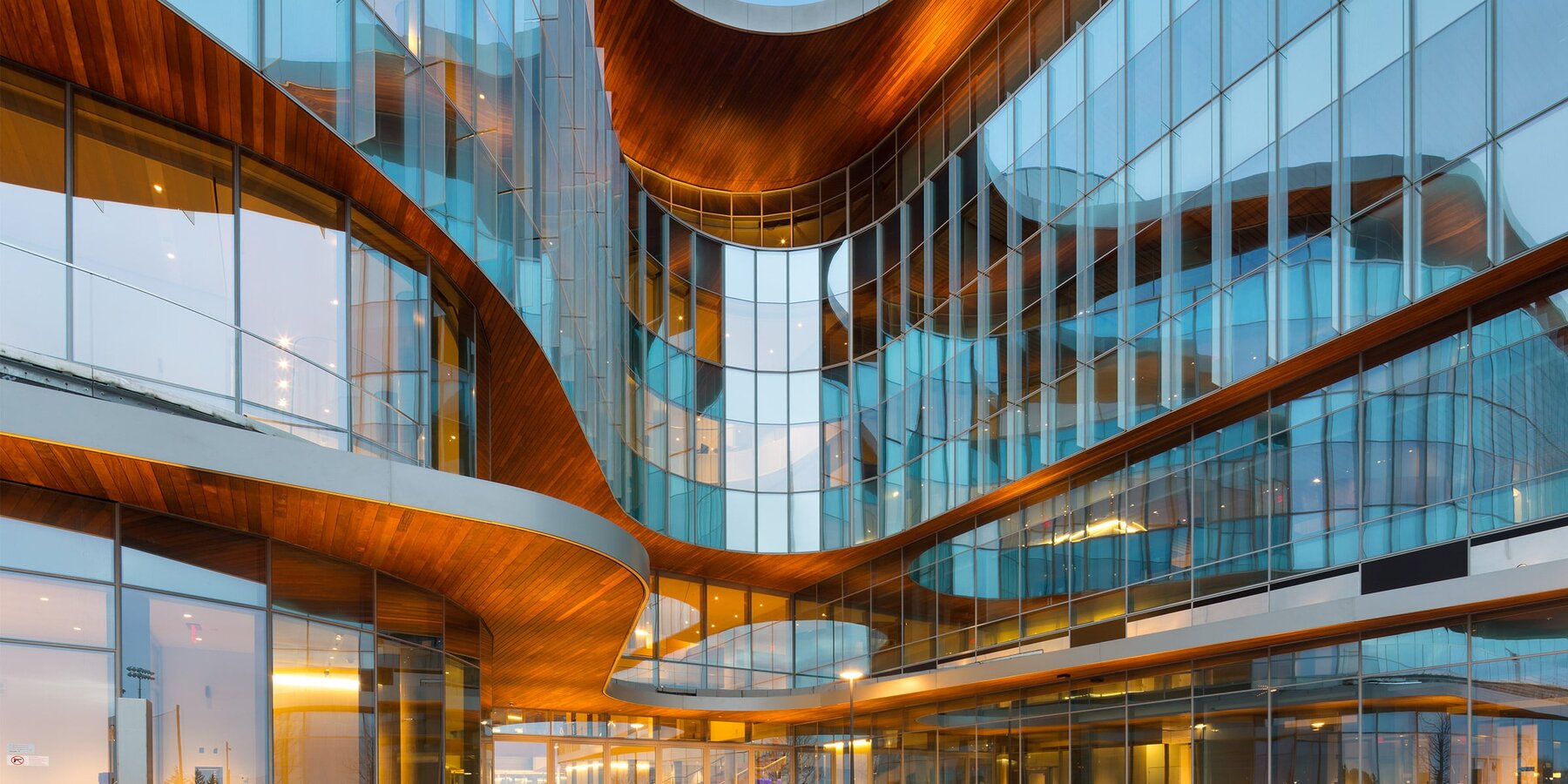 芝加哥校园建设|星空官网凯洛格全球中心外观