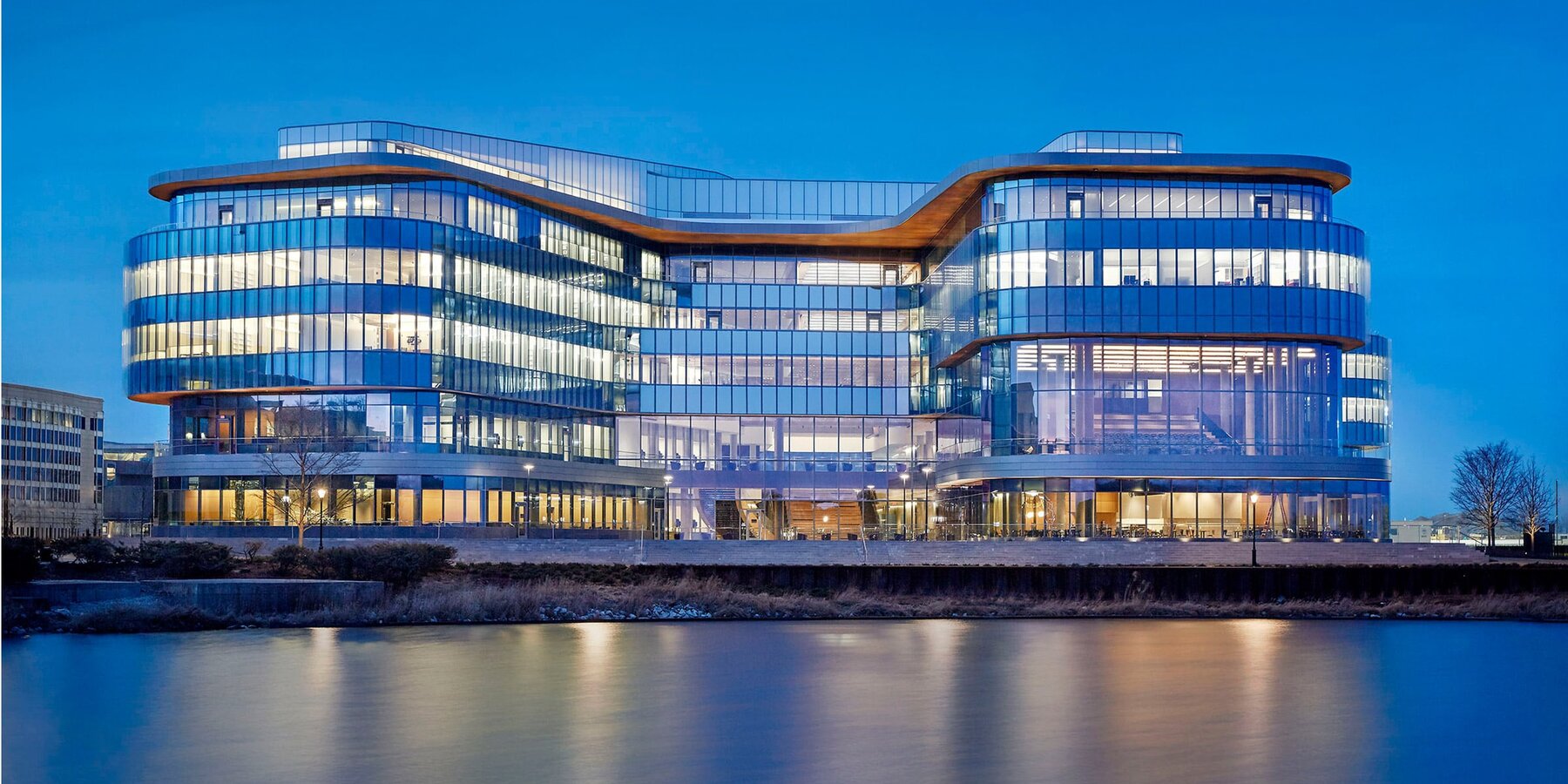 芝加哥校园建设|星空官网凯洛格全球中心外观