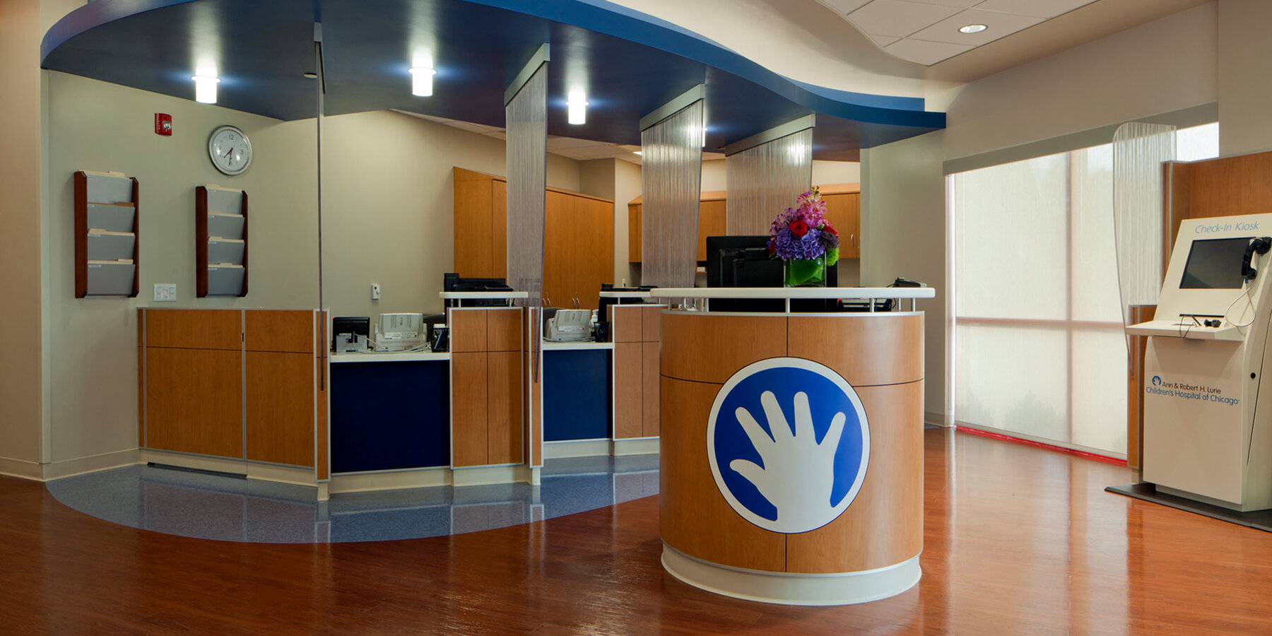 星空综合体育官网医疗保健建设 - 卢里儿童星空综合体育官网接待区