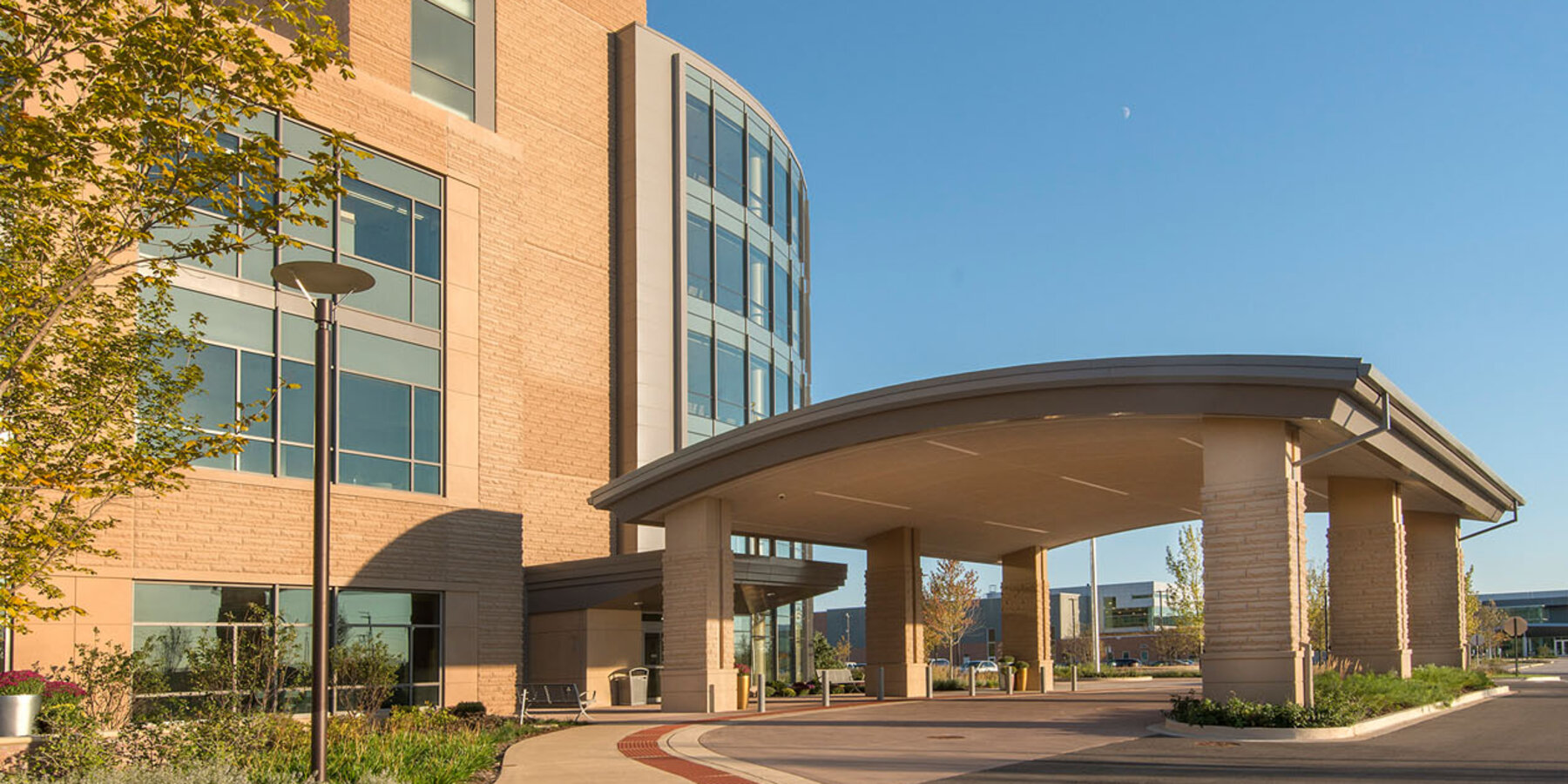 星空娱乐官方医疗建筑公司 - 星空娱乐官方亨特利外部正门