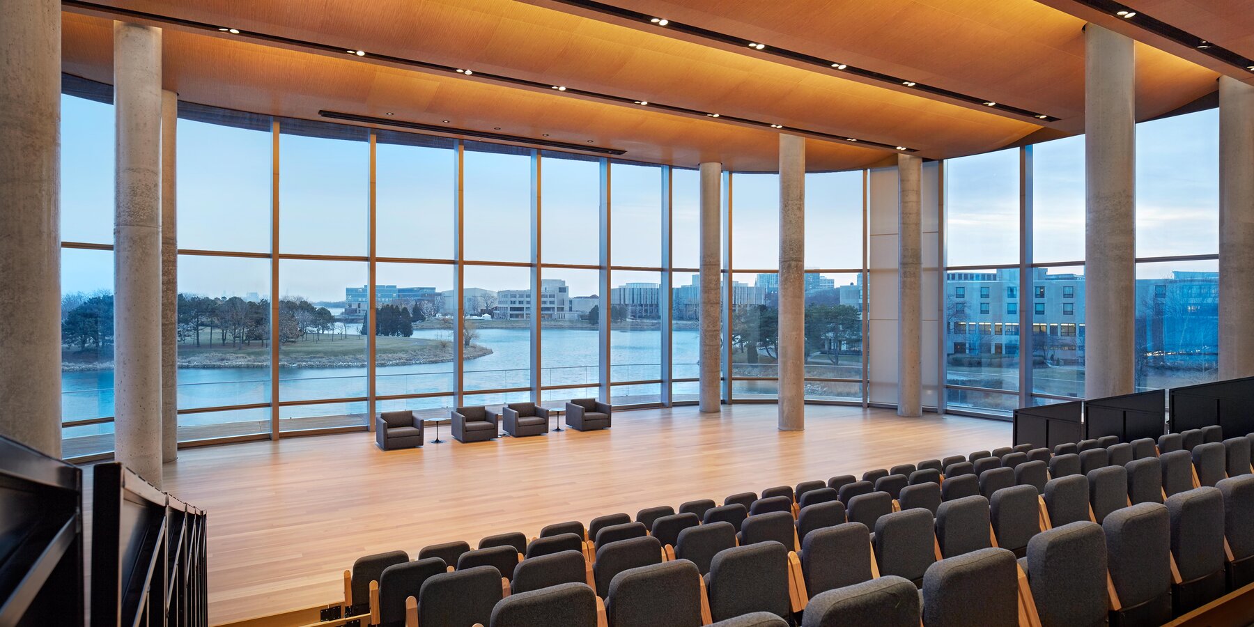 凯洛格全球中心