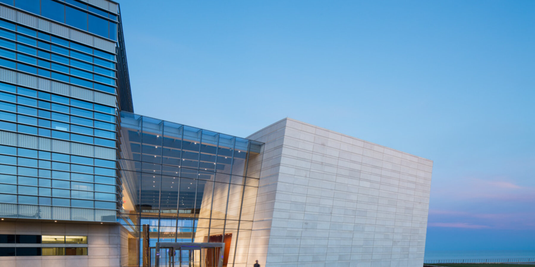 星空xingkong_NU Ryan 中心