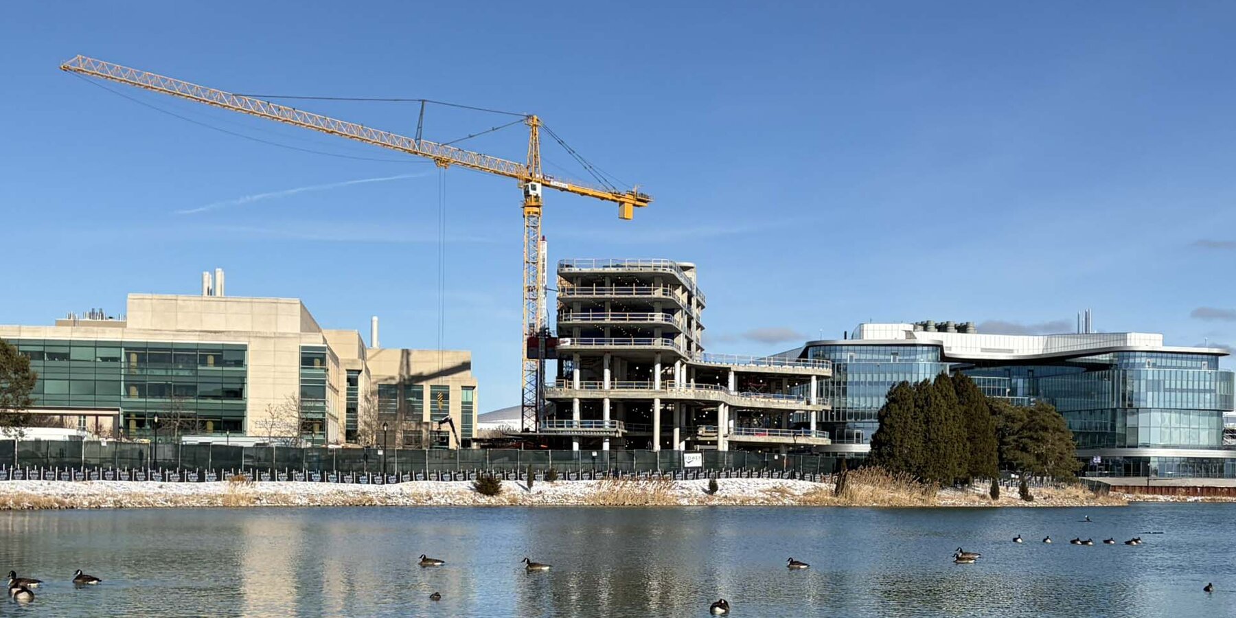 星空xingkong_NU Ann McIlrath Drake 行政中心