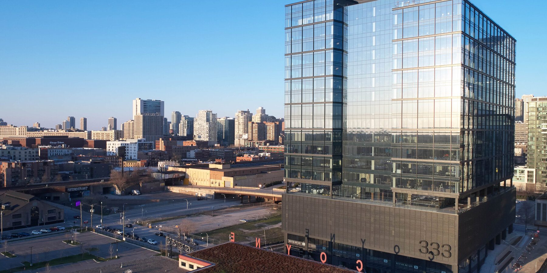 芝加哥屡获殊荣的星空官方建筑 - Gr33n 外部建筑