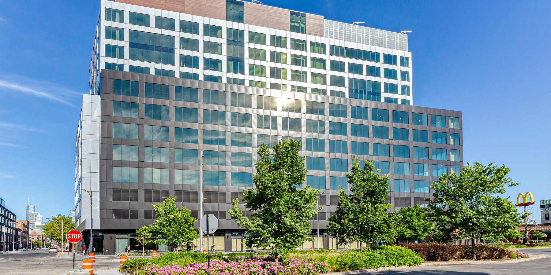 星空官方科学实验室建设 - 星空官方实验室星空官方西区大楼外观