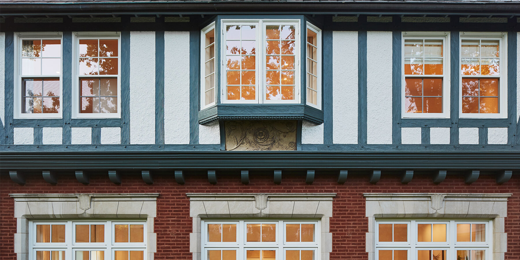 星空娱乐官方建筑 - 埃文斯顿·韦博尔特马车房正面外观