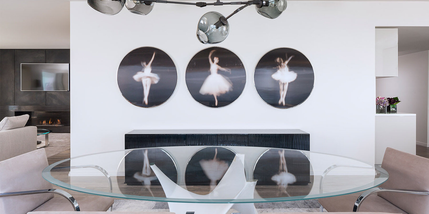 星空娱乐豪华住宅建筑商 - 华丽一英里客厅