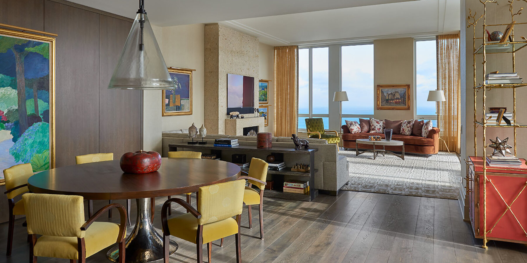 xingkong星空豪华公寓装修和施工 - 55 E Erie 开放式客厅和餐厅