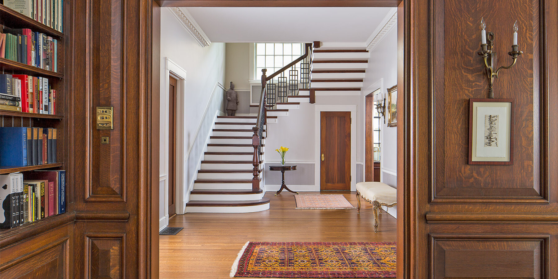 星空官方星空官方修复和翻新 - 芝加哥海德公园楼梯间