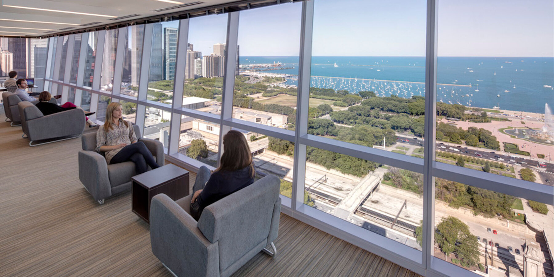 校园建设-罗斯福大学湖景学生休息室改造