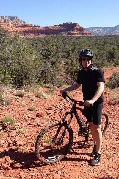 乔恩·戈尔曼替代照片