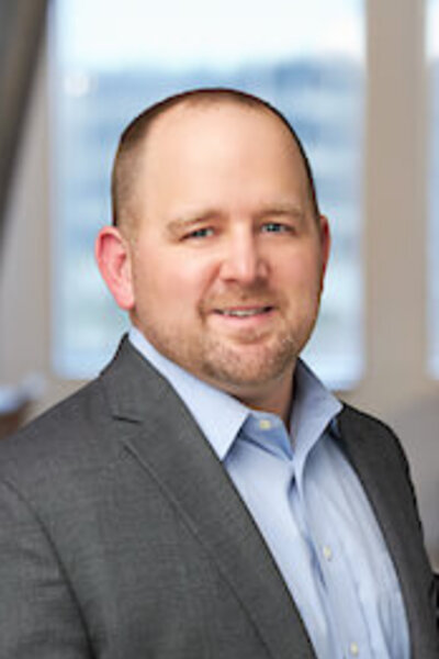 保罗·迈耶_headshot