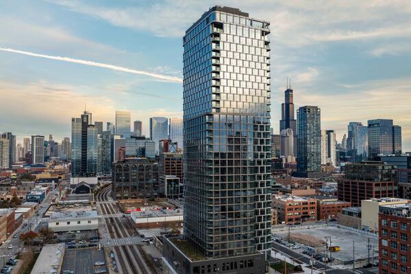 星空xingkong_1114 West Carroll_Multifamily