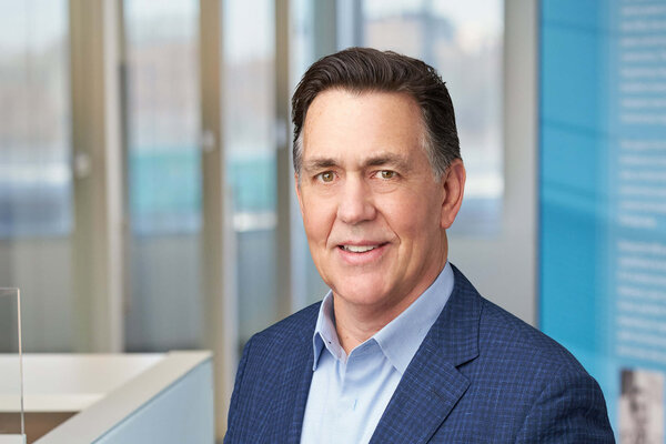 吉姆·辛普森_headshot